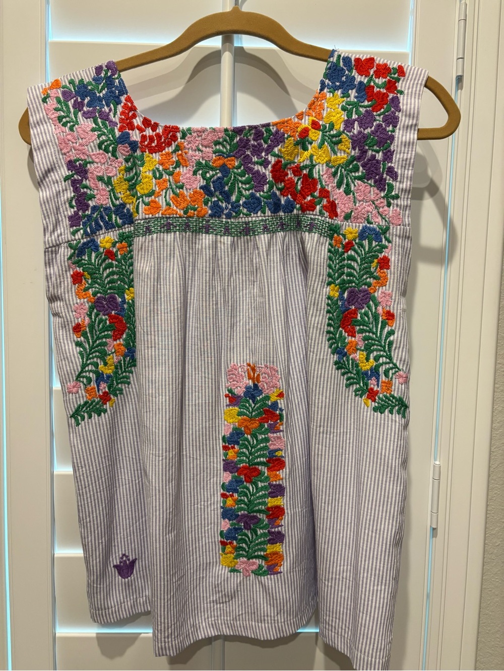 J Marie Multicolor Floral Embroidered Sleeveless Top